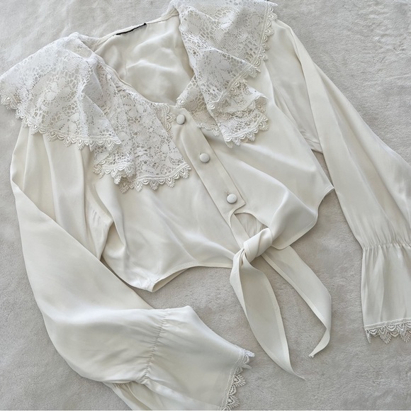 VINTAGE White Lace Cape Collar Cropped Tie Blouse - Picture 1 of 6